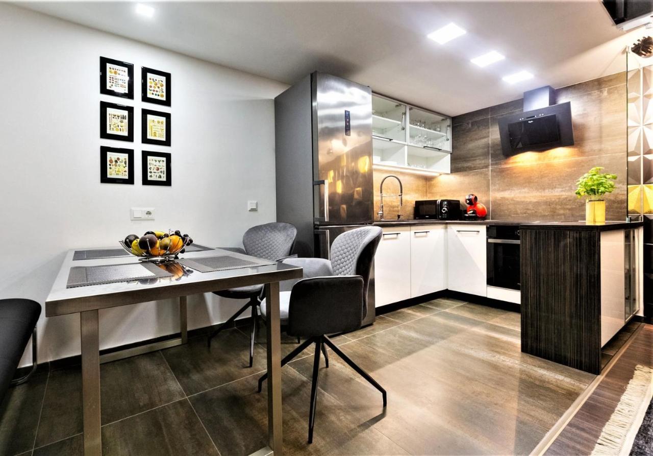 Goldcentral Apartment Art B6 Budapeşte Dış mekan fotoğraf